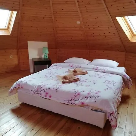 Малка Черковна Guest house