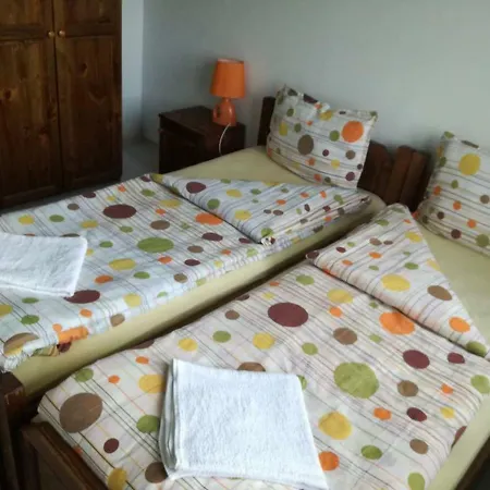 Малка Черковна Guest house